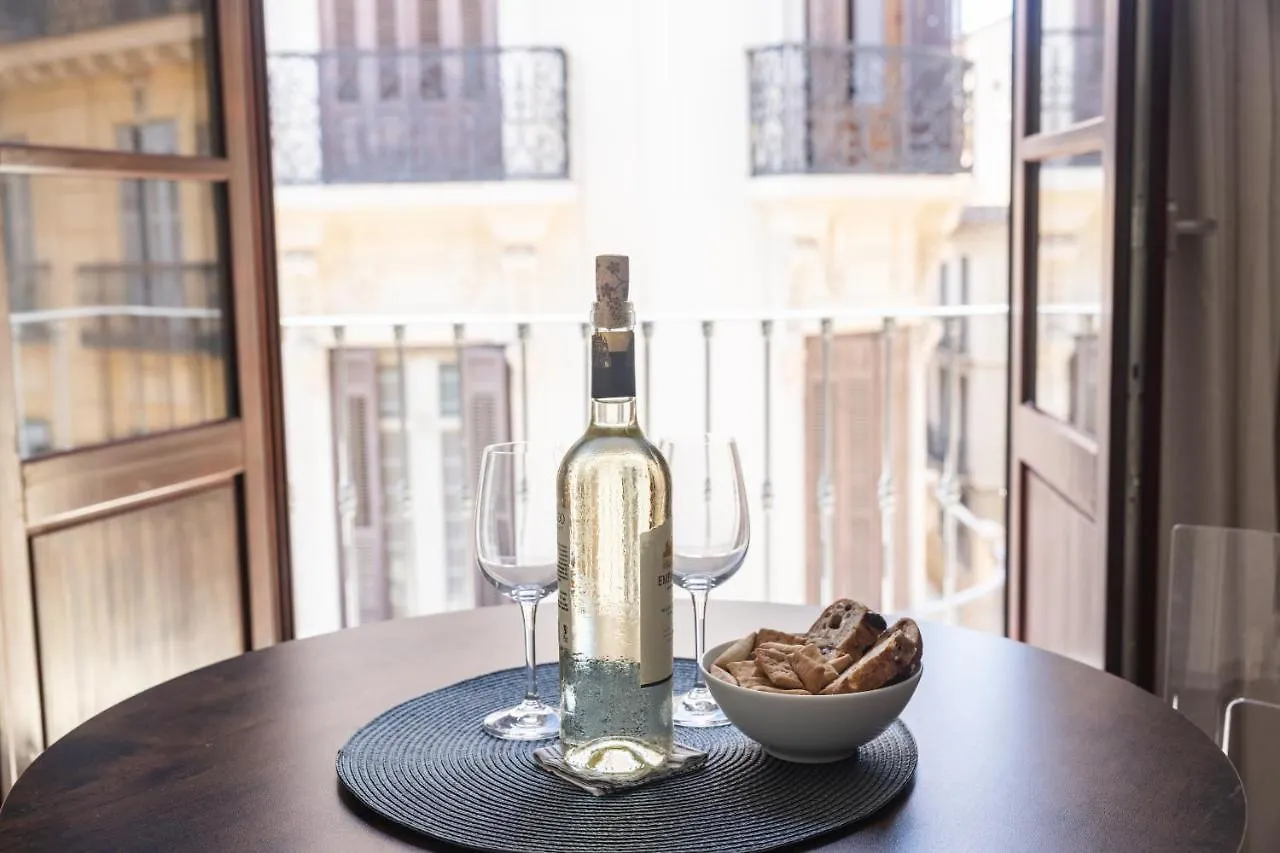 Apartamento-Loft Especeria Black Malaga Spain